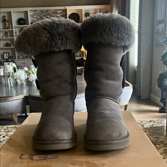 UGG Bailey Triplet Bomber Boots in Gray - 7 - Picture 3 of 11